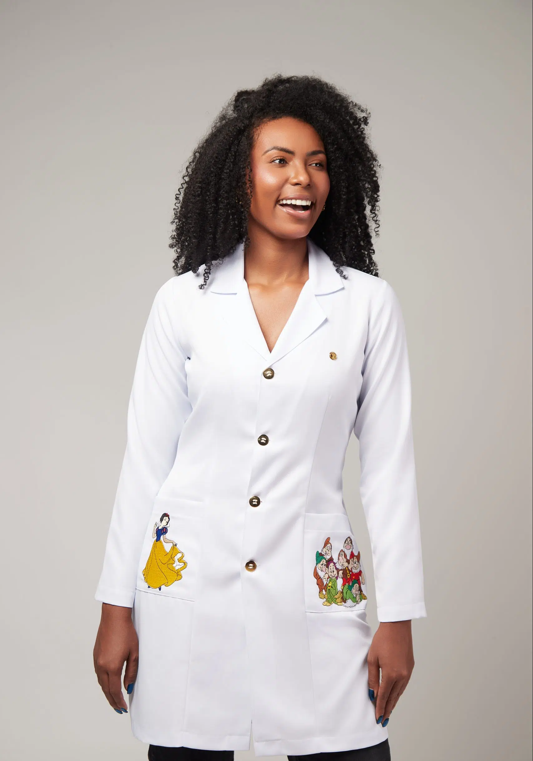 FAIKOJALECOS22523 1 scaled e1702401266785